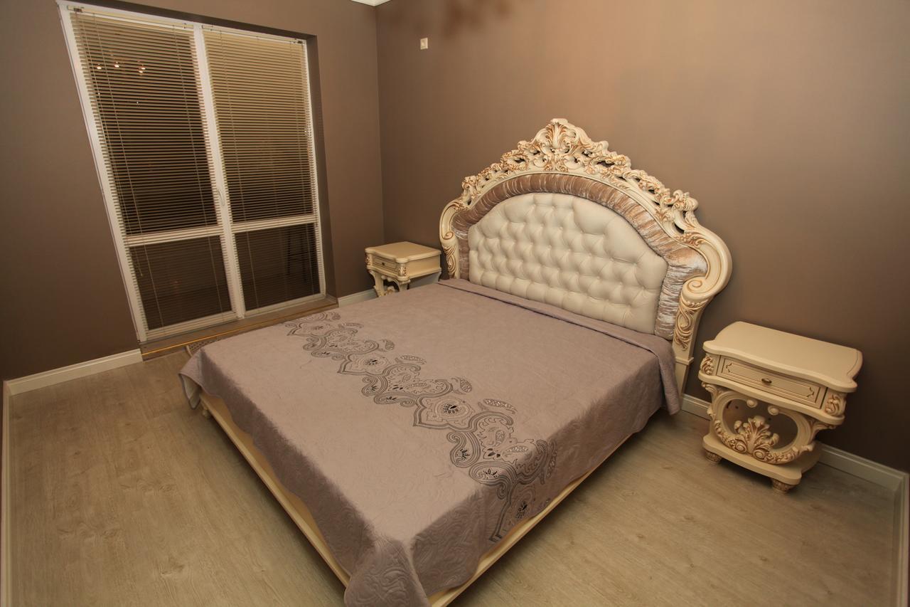 Guest House Esma Sukhumi Ngoại thất bức ảnh